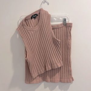 Lulu’s 2 piece pink sweater dress. Size large.